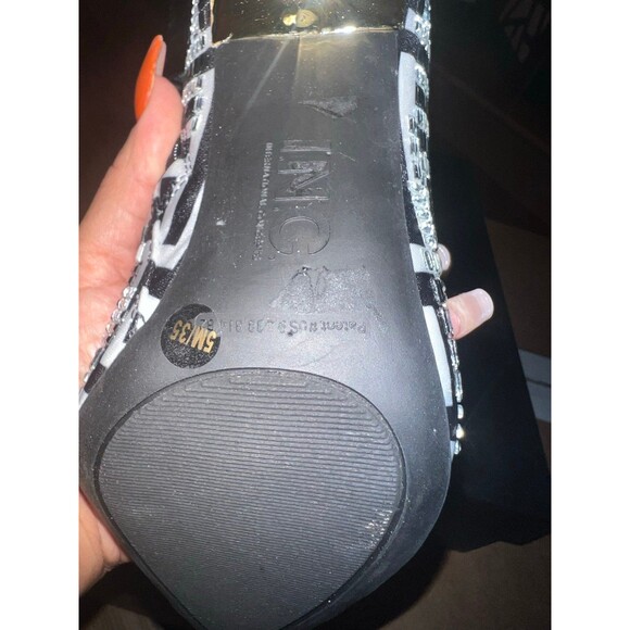 I.N.C. International Concepts Rakima 3 Embellished Pointed Toe Booties Size 5 - Picture 5 of 7